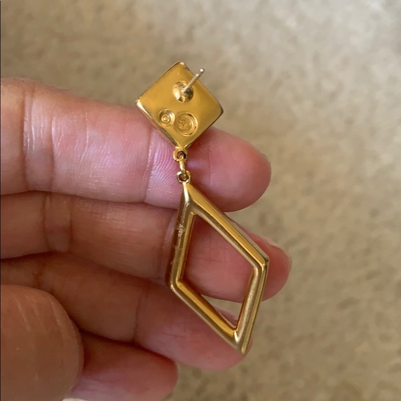 SWAROVSKI pierced earrings/w: light purple crystal - Picture 4 of 4